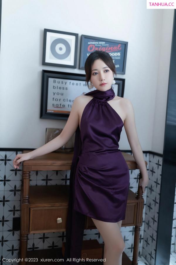 鱼子酱fish  [XiuRen]高清写真图 2023.09.01 No.7324 鱼子酱Fish 丝袜美腿第2张图片